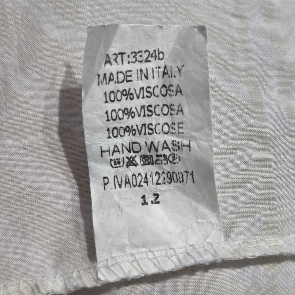 Made In Italy White Sleeveless Tiered Maxi Dress With Gold Embroidery Detail 12 - Picture 8 of 8
